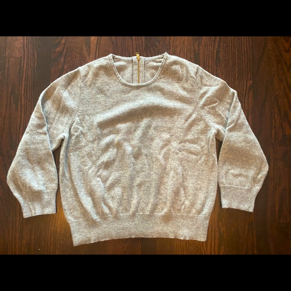 Soft Gray Womens Cashmere Sweater with Zipper Size Small